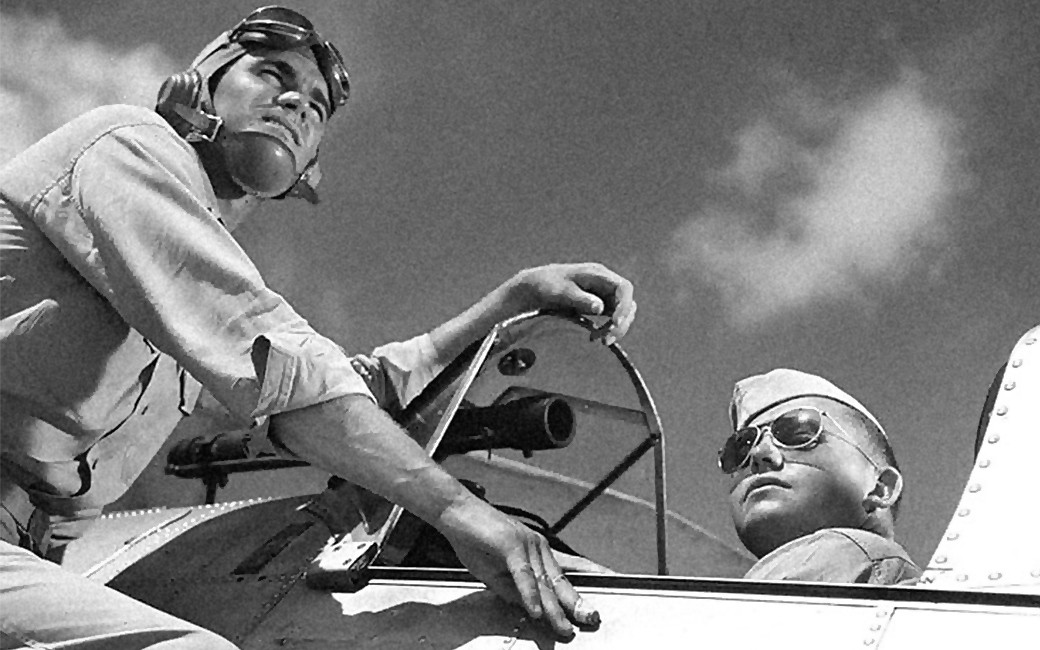 Thương hiệu Ray-Ban - Cái nôi của ngành công nghiệp kính mắt Hinh anh 1: Thuong hieu Ray-Ban - Cai noi cua nganh cong nghiep kinh mat