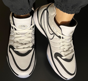 Giay Nike Air Zoom Hustle 2 'White Black' DJ9405‑102