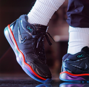 Giay Nike Air Zoom GT Hustle 2 'Greater Than Ever' FV4137-001