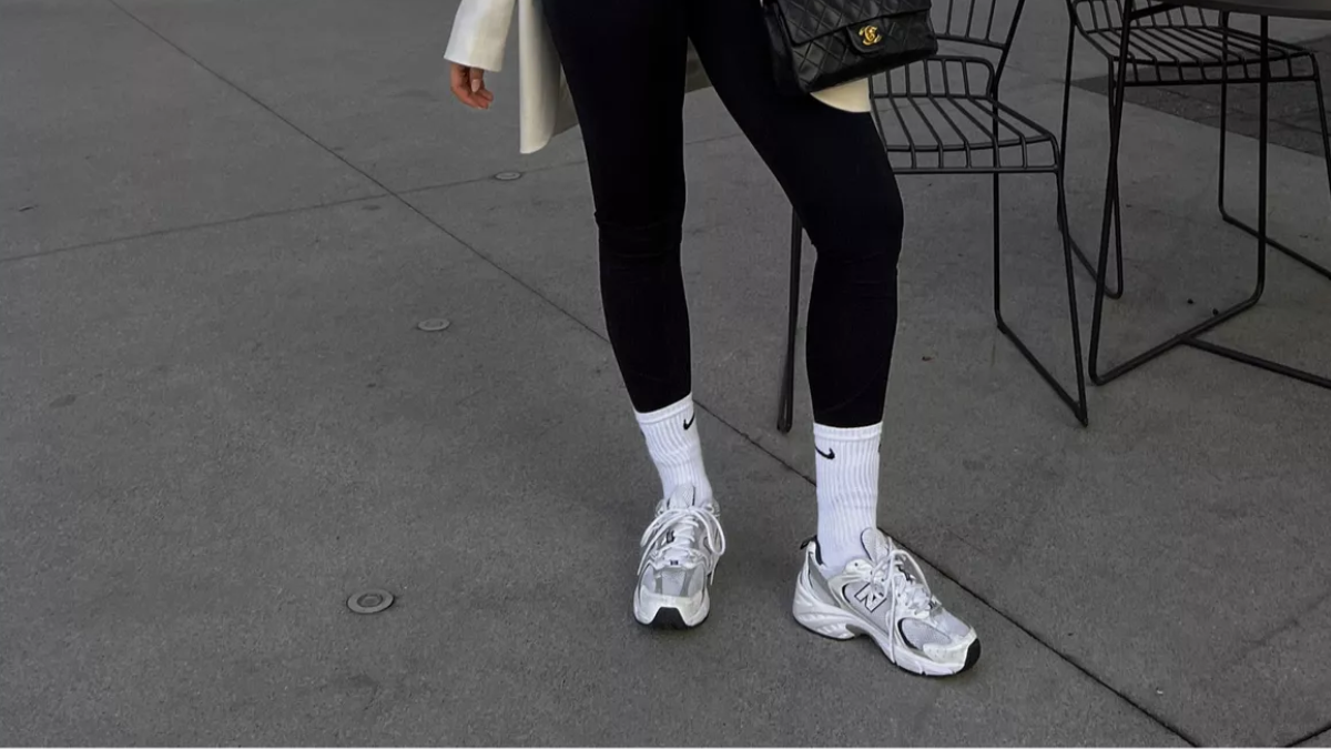 Món quà ngày lễ hoàn hảo với những đôi sneaker dưới $100 Hinh anh 3: Mon qua ngay le hoan hao voi nhung doi sneaker duoi $100