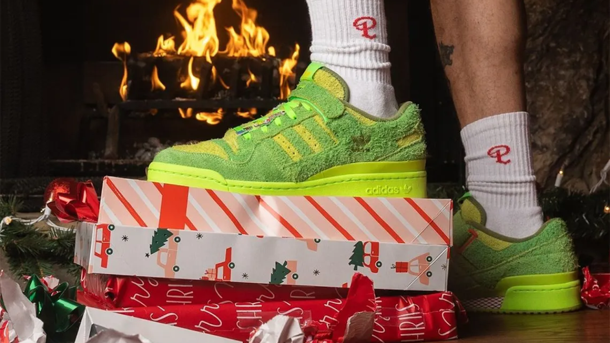 Điểm qua những đôi sneaker chủ đề Grinch tốt nhất hiện nay Hinh anh 4: Diem qua nhung doi sneaker chu de Grinch tot nhat hien nay