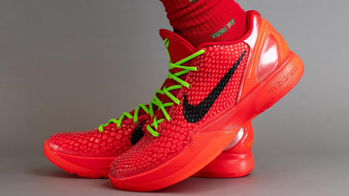 Điểm qua những đôi sneaker chủ đề Grinch tốt nhất hiện nay Hinh anh 11: Diem qua nhung doi sneaker chu de Grinch tot nhat hien nay