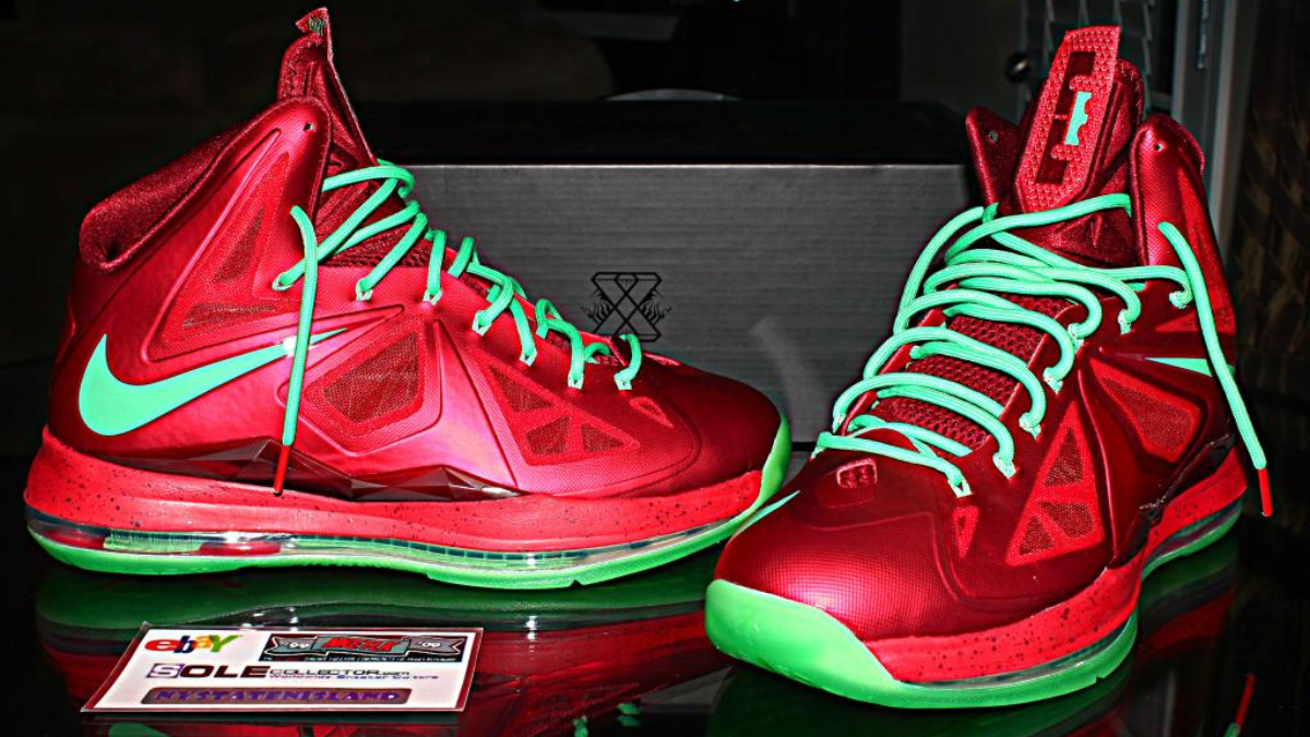 Hinh anh 3: Dau la nhung doi sneaker chu de Giang sinh tot nhat moi thoi dai?