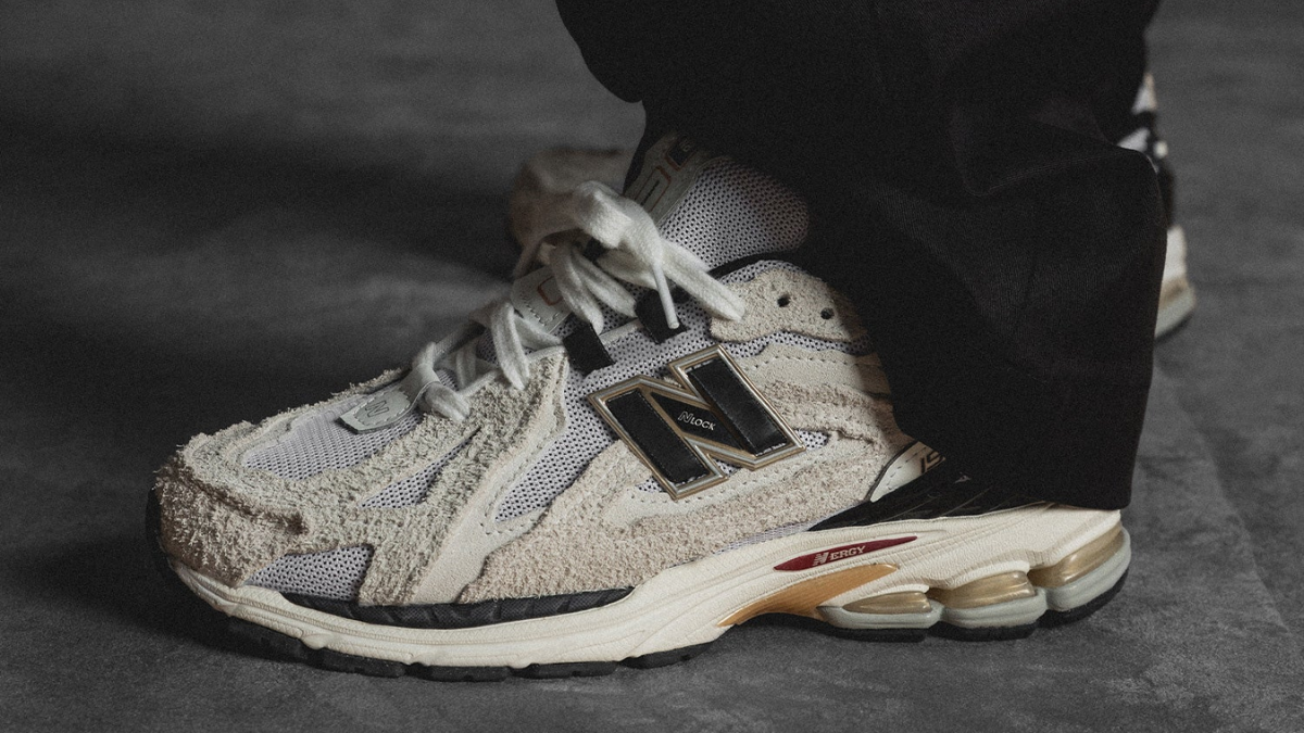 Gợi ý quà tặng cho các tín đồ sneaker mới Hinh anh 1: Goi y qua tang cho cac tin do sneaker moi