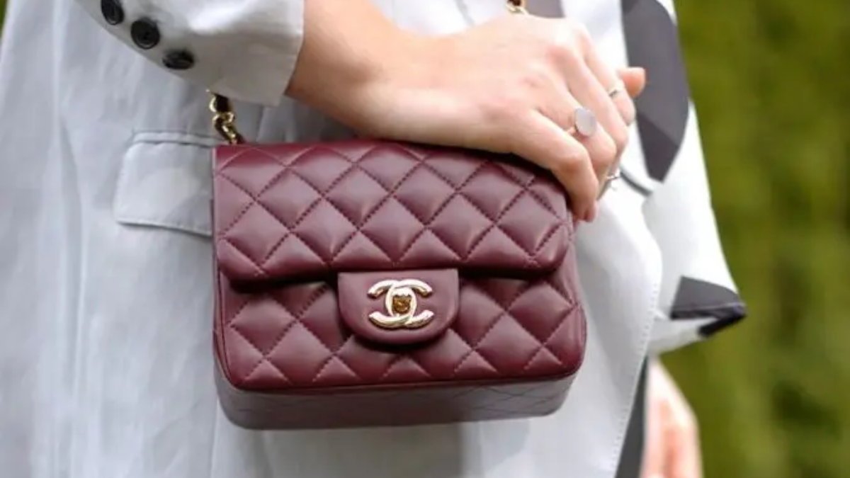 Hinh anh 5: Chiec tui Chanel Classic Flap nao phu hop voi ban?