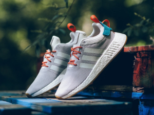 Giay Adidas NMD R2 'Summer White' CQ3080