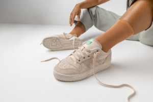 Giay Adidas Rivalry Low 'Chalk White' GW0168