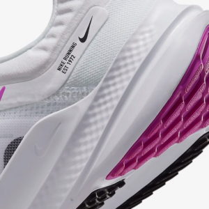 Giay Nike Quest 5 'Polka Dots' DD0204-102