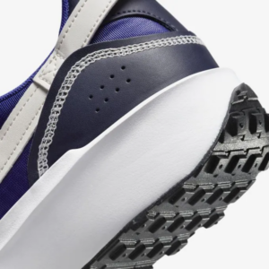 Giay Nike Waffle Debut SE 'Deep Royal' FB7217-400