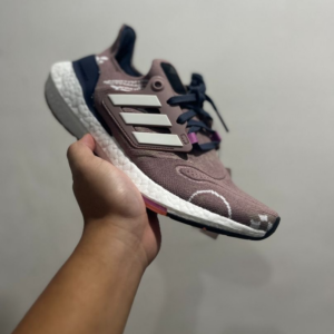 Giay Adidas Ultraboost 22 'Purple Chalky Brown' GW6917