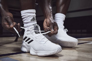 Giay Adidas Pro Bounce 2018 'White Black' FW5745
