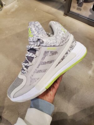 Giay Adidas D Rose 11 ‘Vet-Tix’ FV8930