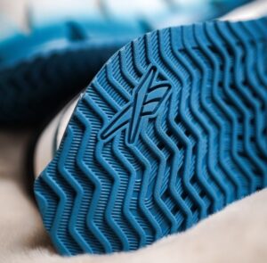 Giay Reebok Zig Dynamica 4 'Pure Grey Orange Flare' HP9265