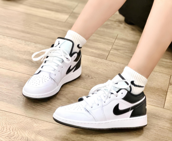 Giày Nike Air Jordan 1 Low 'White Black' 553560-132 - Hình ảnh 3