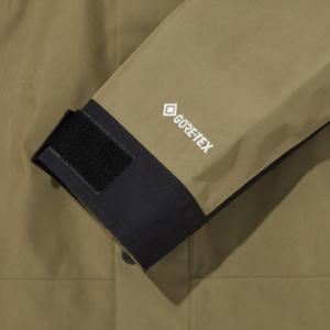 Ao The North Face Eco Gore-Tex GTX Mountain Jacket 'Dune' NJ2GP51C