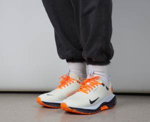 Giay Nike Reactx Infinity RN 4 GTX 'White Orange' FB2204-002
