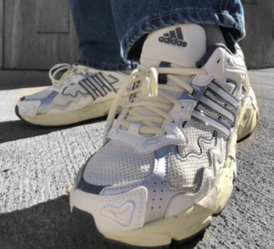 Giay Adidas Bad Bunny x Response CL 'Cream White' GY0102