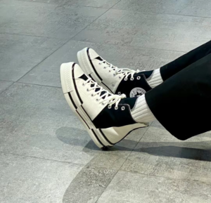 Giay Converse 1970s 'White Black' A01388C