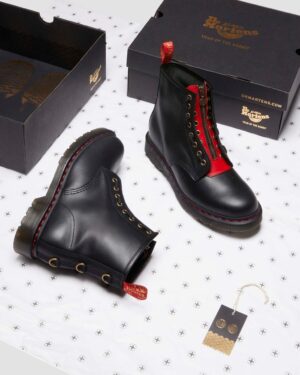 Giay Dr. Martens 1460 Year of the Rabbit 'Black' 30556004