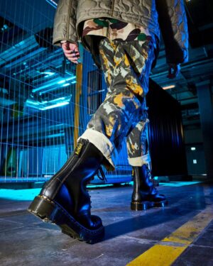 Giay Dr. Martens 1490 Hi Bex Zip 'Black' 27841001