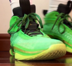 Giay Nike Air Jordan 36 ‘Green Spark’ CZ2650-300