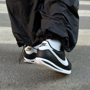 Giay Nike Cortez 'Black White' DM4044-001
