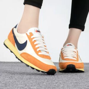 Giay Nike DBreak SE 'Magma Orange Navy' DV1746-142
