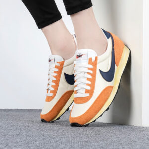Giay Nike DBreak SE 'Magma Orange Navy' DV1746-142