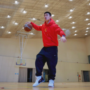 Giay Nike LeBron NXXT Gen AMPD 'Metallic' FJ1567-100