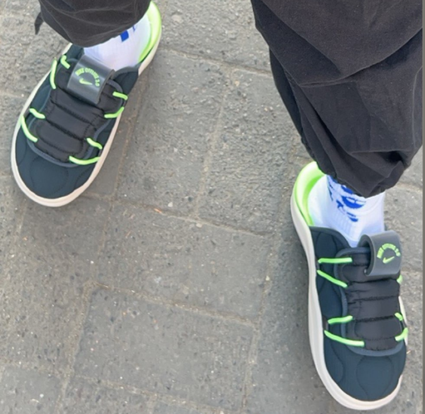 Giày Nike Offline 3.0 Mule 'Black Ghost Green' DJ5226‑003 - Hình ảnh 3