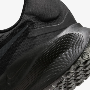 Giay Nike Revolution 7 Extra Wide 'Black Off Noir' FB8501-001