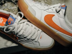 Giay Nike SB Zoom Pogo Plus PRM 'Bright Mandarin' FB2812-100