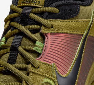 Giay Nike Zoom Vomero 5 'Pacific Moss' FJ1910-300