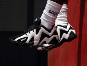 Giay Reebok Kamikaze II OG 'Black White' FY9780
