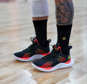 Giay Under Armour Curry 10 'Iron Sharpens Iron' 3025628-001