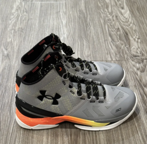 Giay Under Armour Curry 2 Retro GS 'Iron Sharpens Iron' 3026053-100