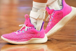 Giay Under Armour Curry 9 Flow x Sesame Street 'Abby Cadabby' 3024249-605
