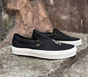 Giay Vans x Harry Potter Classic Slip-On 'Hufflepuff' VN0A4BV3V90