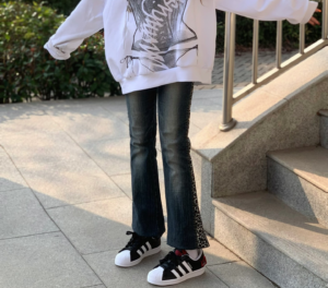 Giay Adidas Originals Superstar 'Black White Red' HQ6456