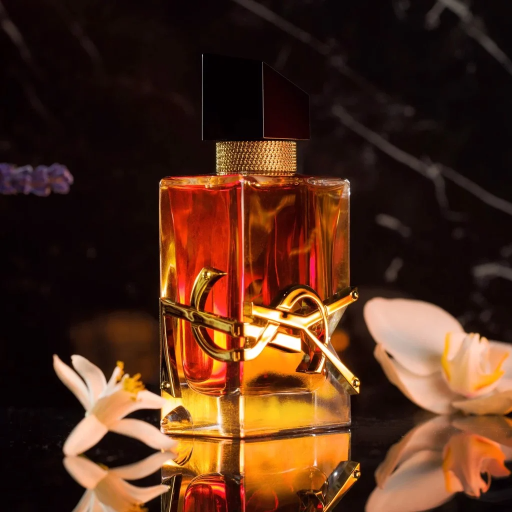 Hinh anh 3: Kham pha suc quyen ru cua Yves Saint Laurent Libre Le Parfum