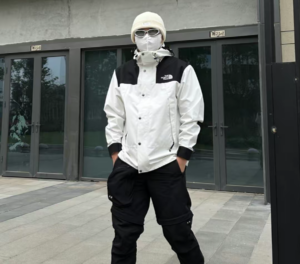 Ao The North Face Eco GTX Mountain Jacket 'White' NJ2GP51B