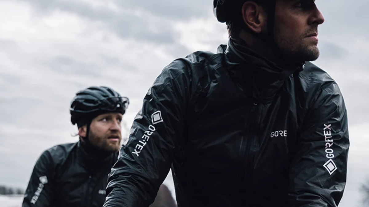 San sang cho chuyen phieu luu cua minh voi ao khoac GORE-TEX