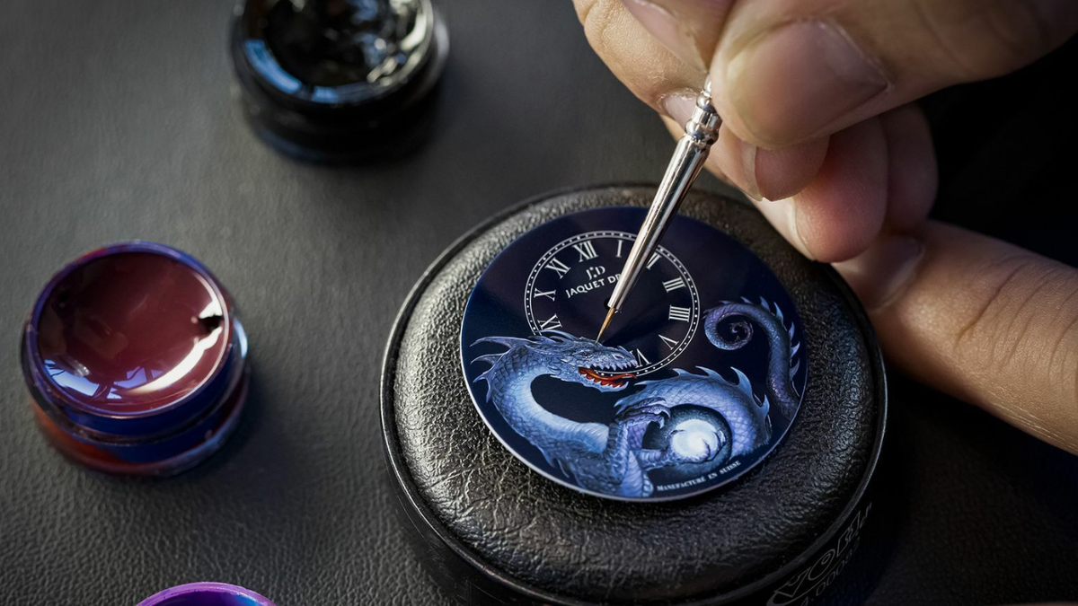 Chào mừng năm Giáp Thìn với những chiếc đồng hồ cao cấp Hinh anh 2: Chao mung nam Giap Thin voi nhung chiec dong ho cao cap