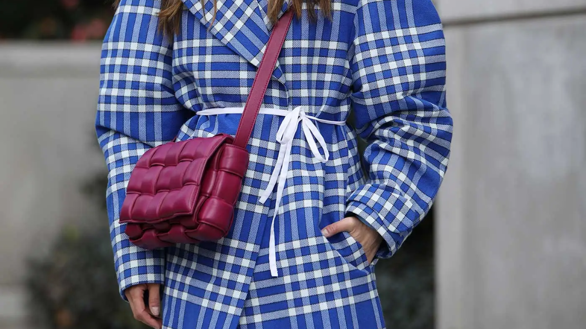 Hinh anh 9: Tui Cassette Bottega Veneta: Su co dien hien dai