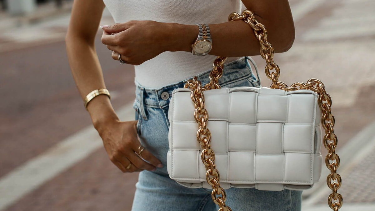 Hinh anh 2: Tui Cassette Bottega Veneta: Su co dien hien dai