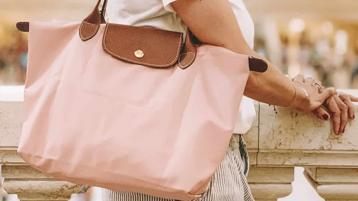 Hinh anh 6: Lieu tui Longchamp con giu duoc do hot nhu thoi gian vua qua?