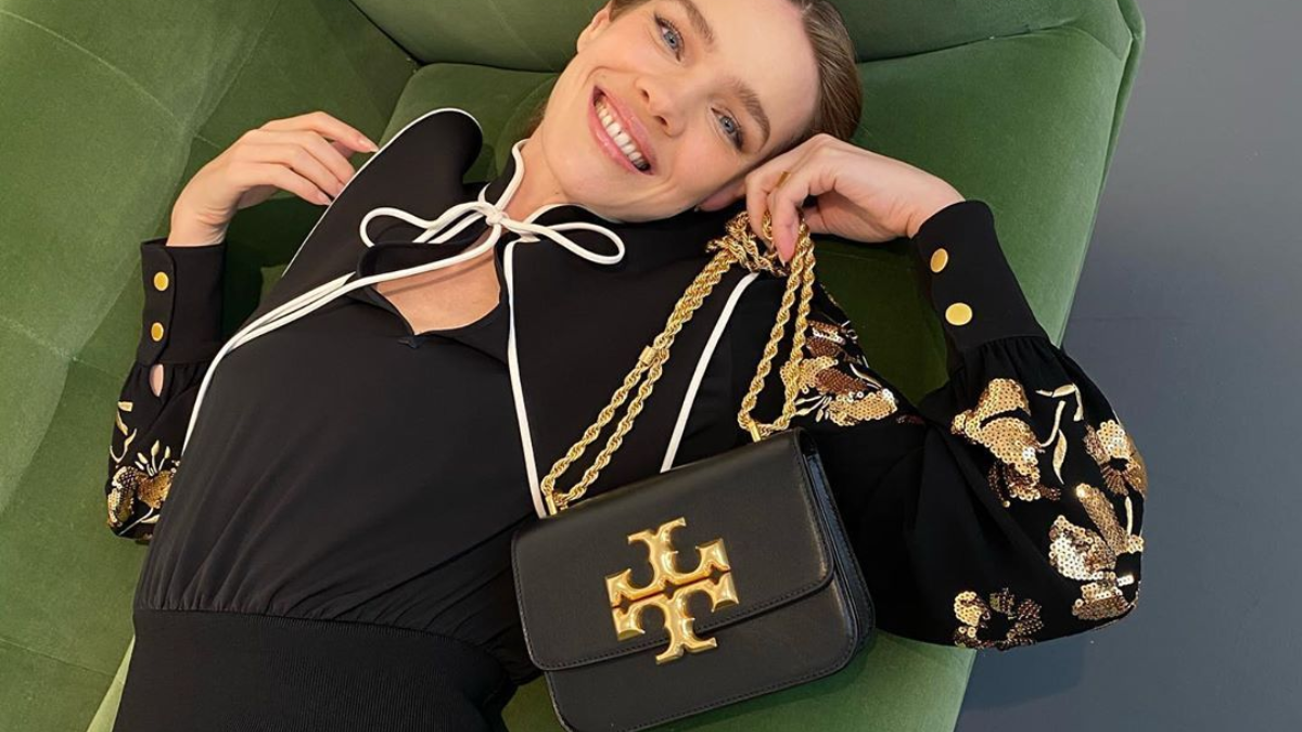 Những lựa chọn hợp túi tiền cho bạn yêu thích Hermès Constance Hinh anh 4: Nhung lua chon hop tui tien cho ban yeu thich Hermes Constance