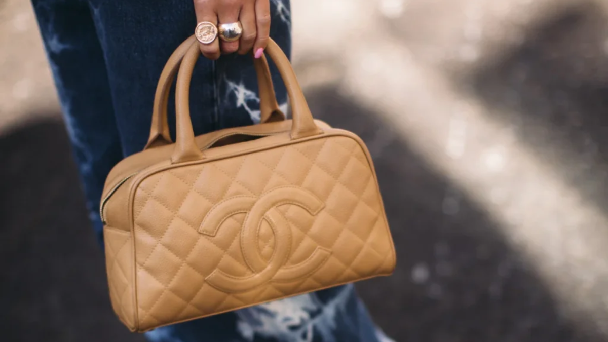 Tui xach co dien: Su troi day bat ngo tren thi truong