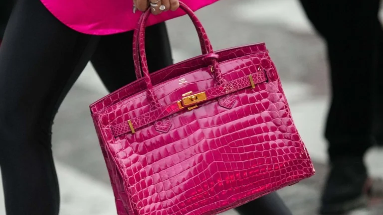 10 khoảnh khắc làm thay đổi lịch sử túi xách Hinh anh 5: 10 khoanh khac lam thay doi lich su tui xach