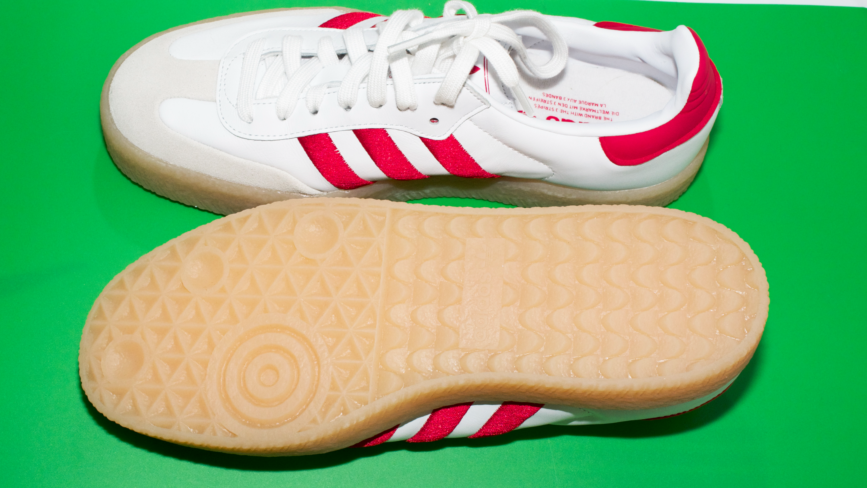 Hinh anh 3: Kham Pha Adidas Samba: Chuan Muc Moi Trong The Gioi Giay The Thao